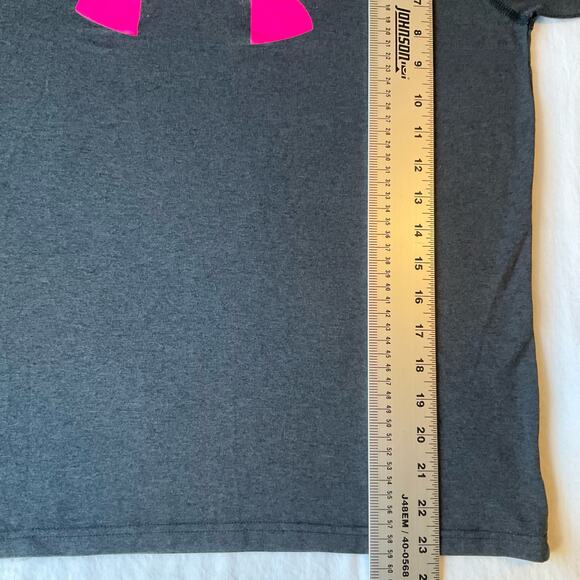 Under Armour Girl’s Short Sleeve T-shirt size XL Youth, Dark Gray,Cancer Fighter - Picture 3 of 6